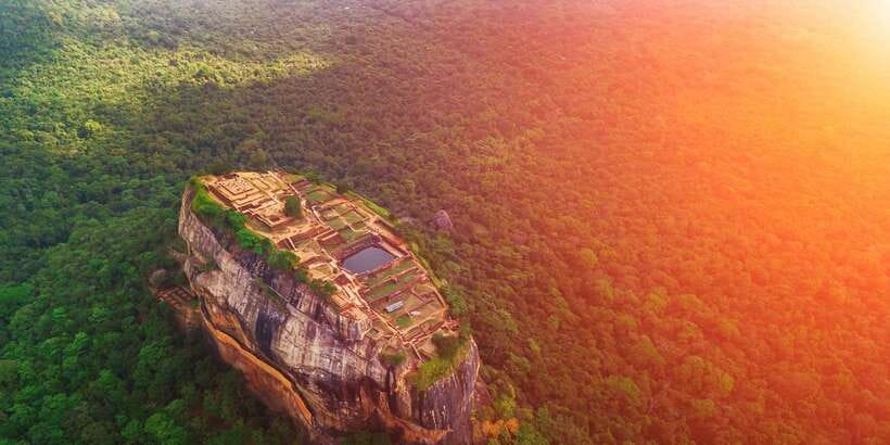 From Negombo: Sigiriya and Dambulla Day Trip and Safari - Craft shops and slower alternatives