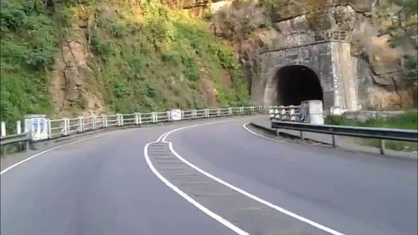 From Nuwara Eliya To Kandy Drop Tour - Leaving Little England for Tea Country