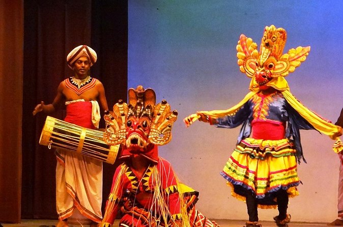 Full-Day Kandy Highlights Tour - Starting with Kandy’s sacred center