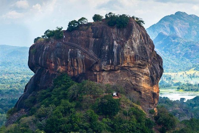 Full-Day Private Tour to Sigiriya and Dambulla - Ibbankatuwa Megalithic Tombs in 30 minutes