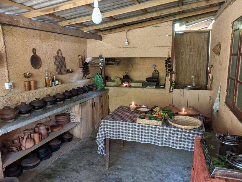 Galle: Cooking Class at a Local Home and Market Tour - Cooking in Madhu’s family home