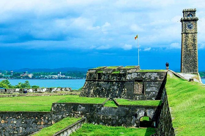 Galle Day Tour: Boat Safari, Dutch Fort, Stick Fishing & Turtles - Stilt fishing near Koggala