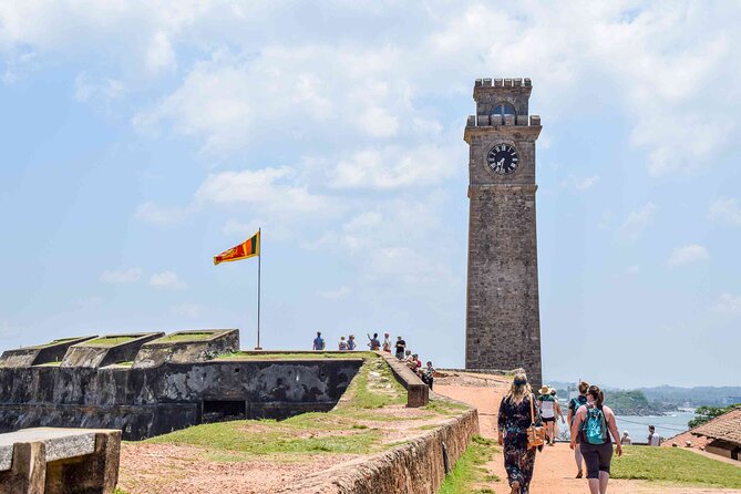 Galle Day Trip with River Safari, Sea Turtle & Stilt Fishermen - Lunch and the walk inside Galle Dutch Fort