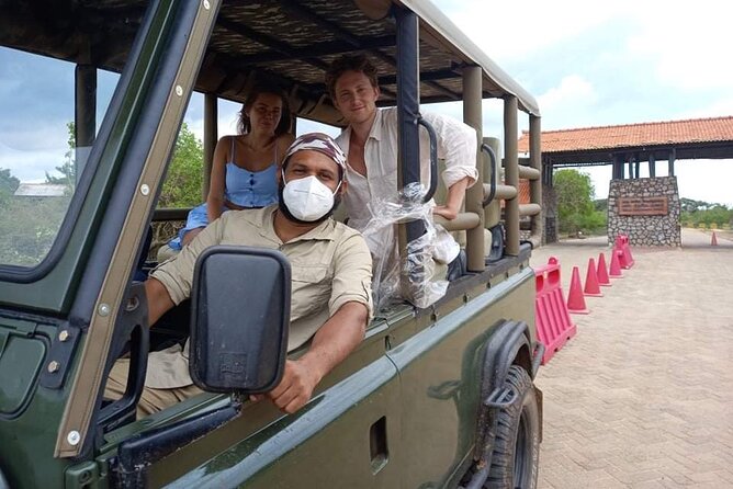 Guided Leopard Safari in Yala National Park in a Land Rover Defender - Why a leopard-focused safari changes the ride