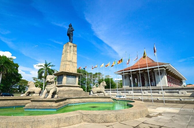 Half Day City Tour of Colombo - A useful first look at Colombo