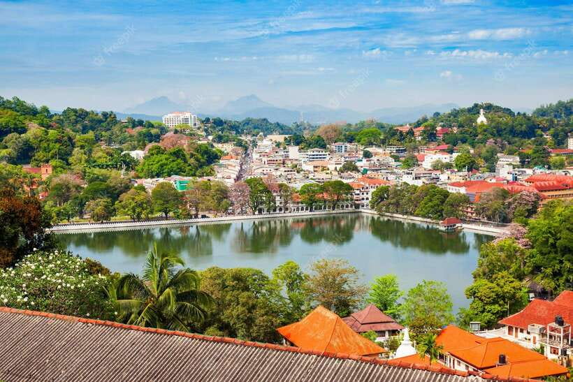 Kandy City Explore Full Day Tour , Like a Local - A full Kandy day built around short rides