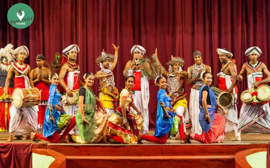 Kandy: City Explore with Local Guide By Tuk Tuk - The Kandyan Cultural Dance option