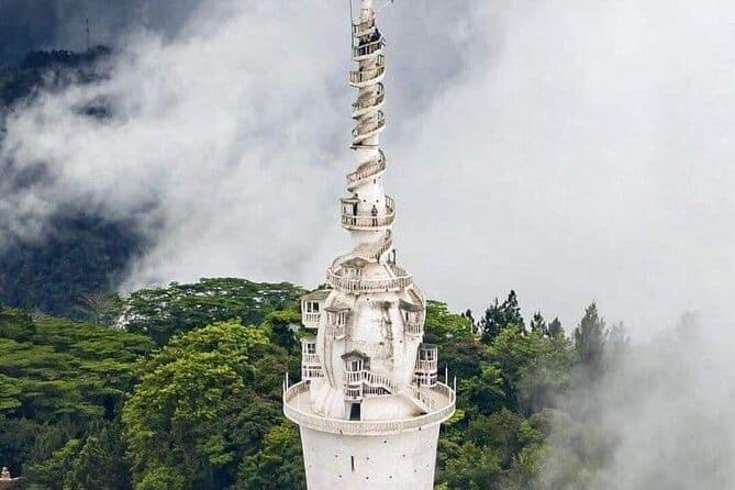 Kandy City Tour & Famous Ambuluwawa Tower with Friendly Chauffeur - Key points to know before booking