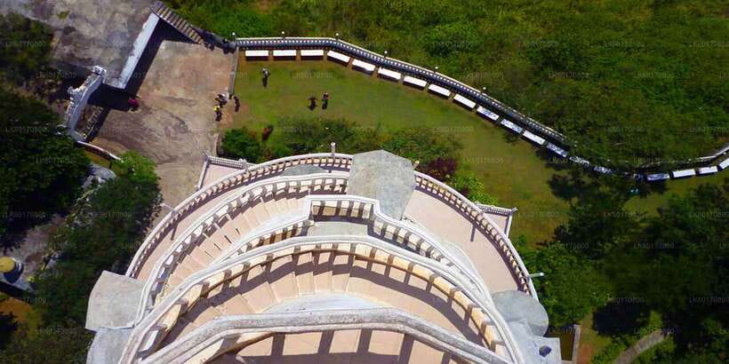 Kandy City Tour With Ambuluwawa Tower - Kandy’s smaller cultural stops before the main city sights
