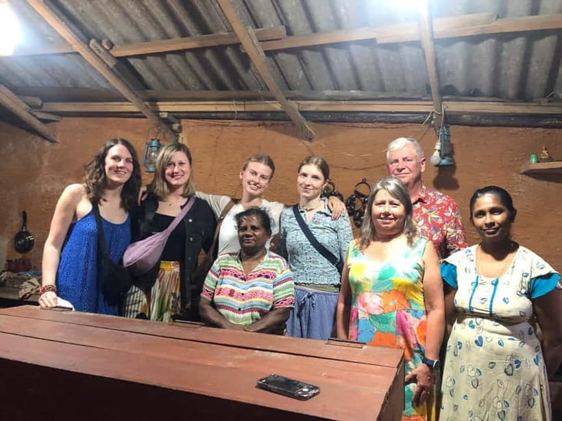 Kandy Cooking Class with Granny - Spices, coconut milk, and the working kitchen