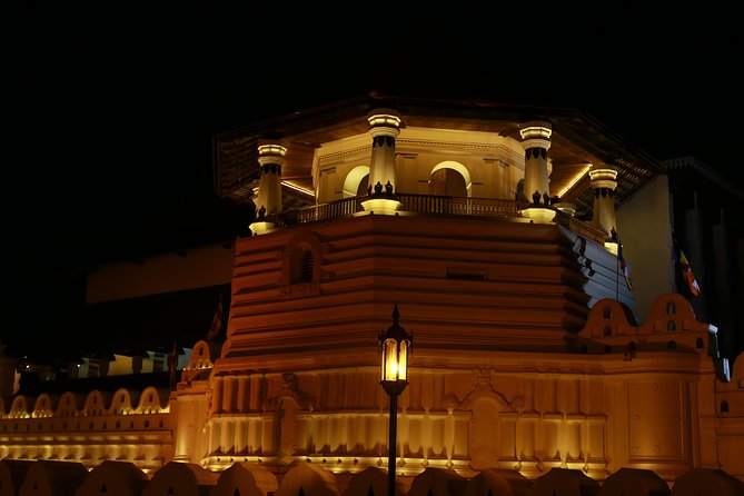 Kandy Day Tour From Colombo - The Temple of the Sacred Tooth Relic