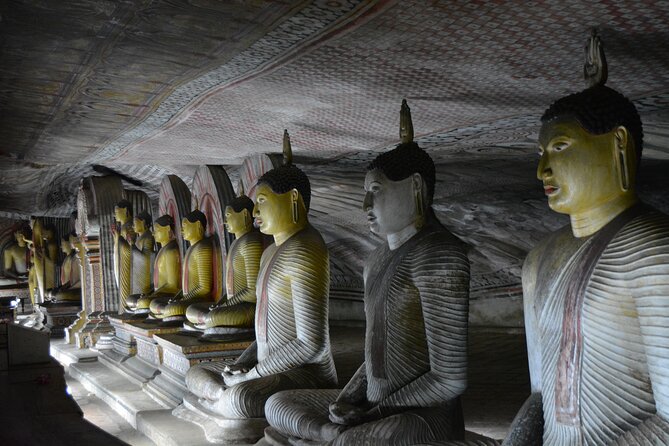 Kandy Sigiriya Day Trip by tuk,tuk/car/van - The real value of $35 per person