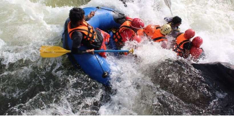 Kithulgala Thrills: White Water Rafting Bliss! - Reading the Kelani River’s nine rapids