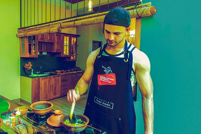 Market Tour and Hands-On Cooking Class Colombo - A welcome drink before the market walk