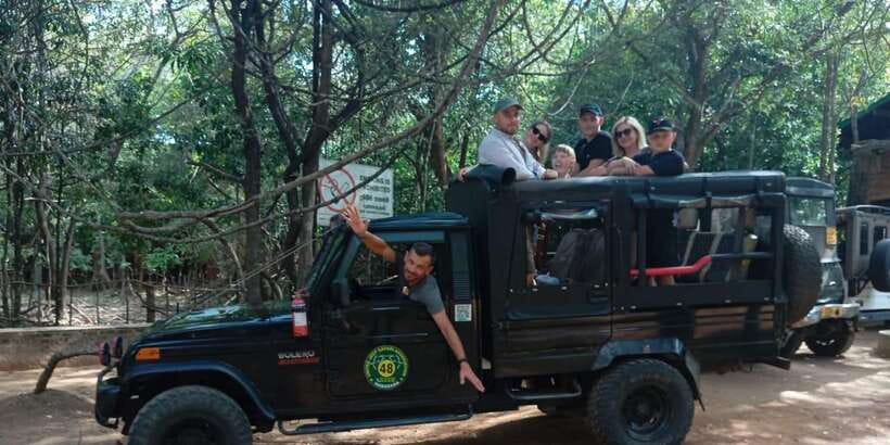 Minneriya National Park Safari - Entrance Fee Included - What the $110 price includes