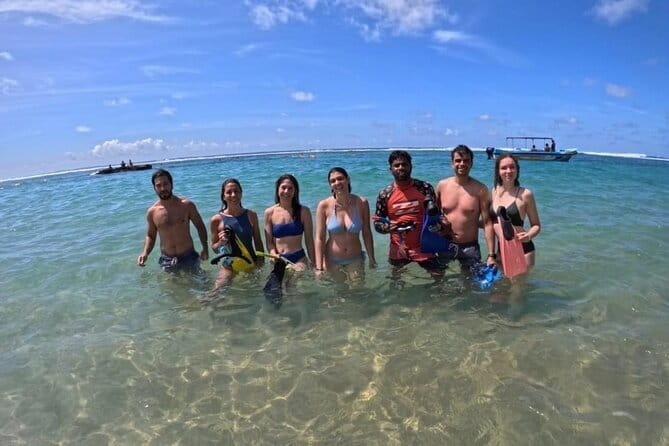 Mirissa Unforgettable Snorkeling Experience with Turtles - Photos, snacks, and the freshwater finish