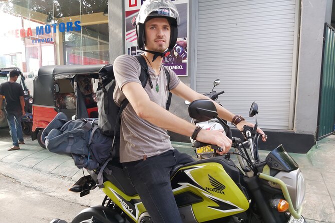 Motorcycle Rental in Negombo - What happens at the 20 Rajapakse Broadway pickup