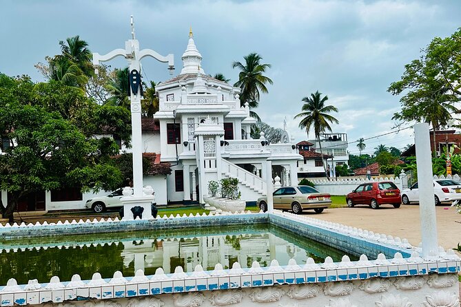 Negombo City Tour by Tuk Tuk with hotel pickup - Negombo Lagoon and the optional boat ride