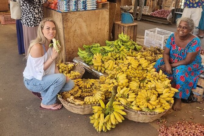 Negombo Express Food Tour with 7+ Tastings - Three hoppers, three textures