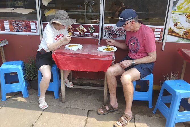 Negombo Express Food Tour with 7+ Tastings - Mushroom masala dosa and Sri Lankan short eats