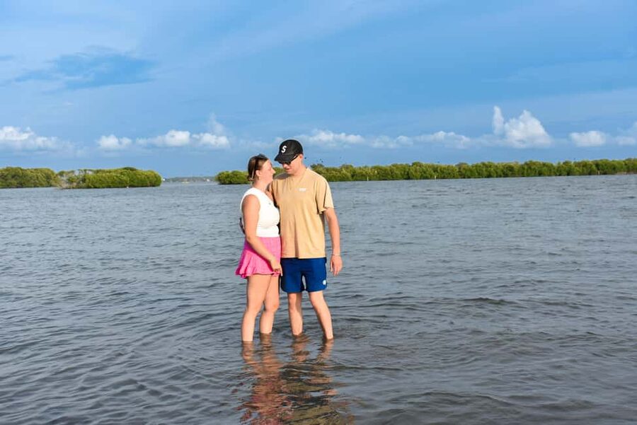 Negombo: Sunset lagoon boat tour with hotel transfers - Fruit, coconut milk, and a floating pause