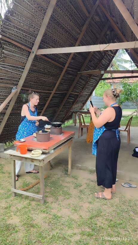 Nilaveli: Sri Lankan Cooking Class with a Local Family - Hoppers, string hoppers, pittu, and rotti