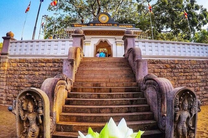 One Day Tour - Sacred city of Anuradhapura & Sacred city of Mihintale. (Sunset) - Key points to know before booking