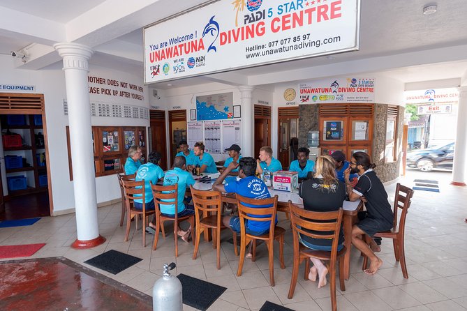PADI Scuba Diver Course - Unawatuna, not central Negombo