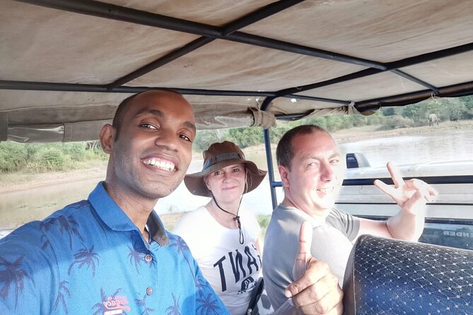 Paradise Udawalawe Safari Tours - The early morning tuk-tuk ride from Tangalle