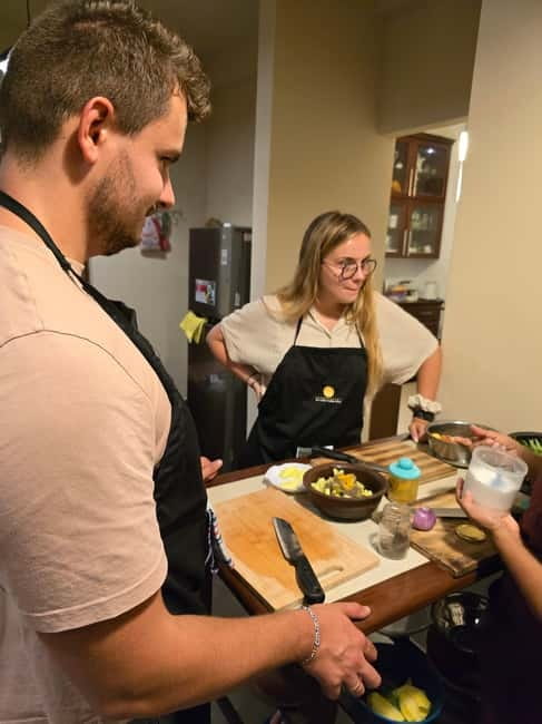 Private cooking class - Personalized classic menu - From string hoppers to sambal