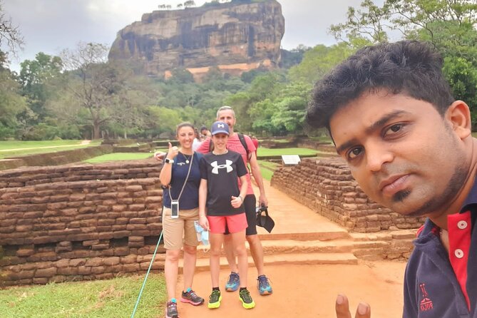 Private Dambulla Sigiriya Tour from Kandy with friendly chauffeur - The spice garden question