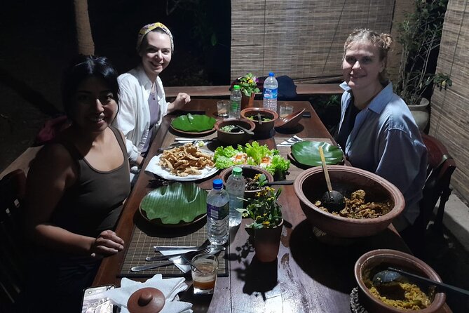 Private Kandy Authentic Cooking Class - Drinks included, with a small point to confirm