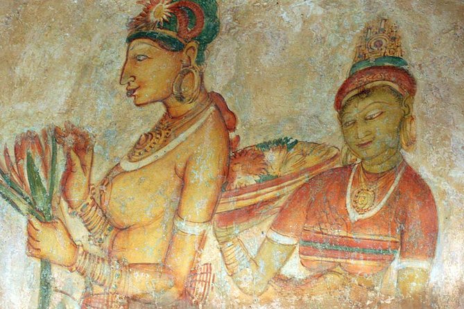 Private Trip to Sigiriya, Dambulla & safari from Colombo/ Negombo - Sigiriya: two hours at Sri Lanka’s famous rock