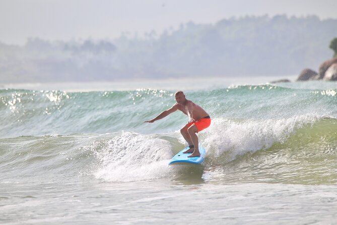 Ride a Wave Surf School Weligama Sri Lanka - Why Weligama works for a first lesson