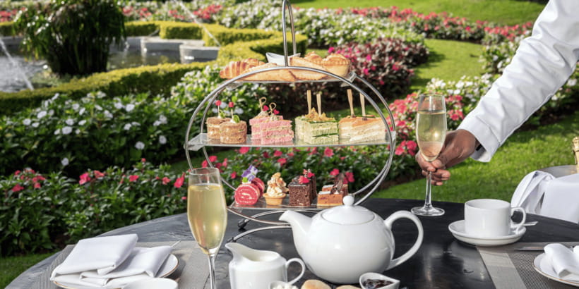 Royal Afternoon Tea at the Grand Nuwara Eliya + Bubbly! - What arrives on the afternoon tea stand