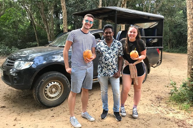 Safari at Wilpattu National Park from Negombo (All inclusive day tour) - Lunch, water, and what all-inclusive really means