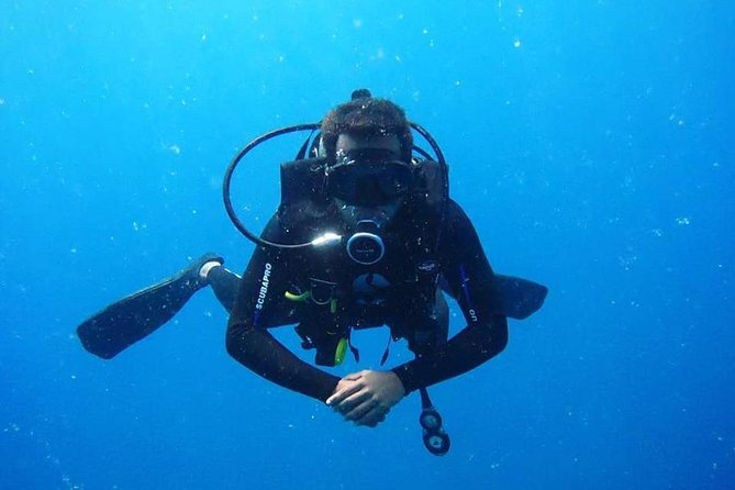Scuba Diving at Unawatuna - What happens before you enter the water