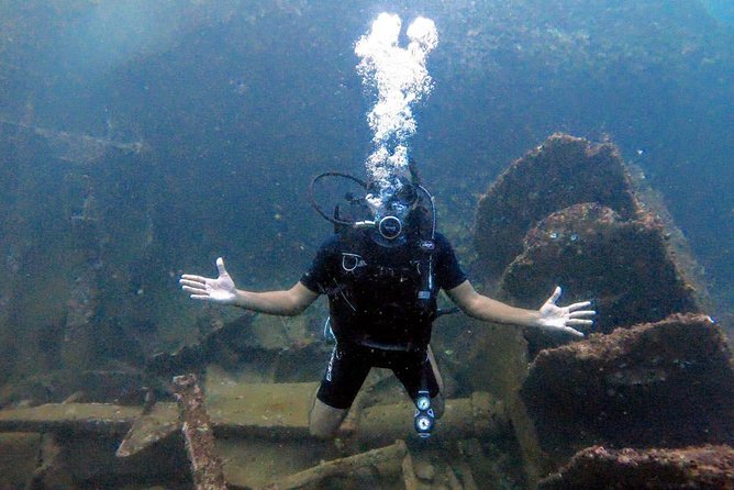 Scuba Diving in Unawatuna - At a glance: what matters most