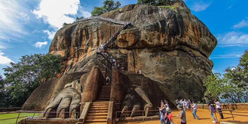 Sigiriya and Pidurangala Rock From Colombo - Why Pidurangala is the highlight