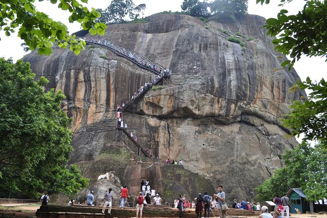 Sigiriya & Dambulla Private Day Trip with Entry Fees & Lunch - Optional stops and keeping the day focused