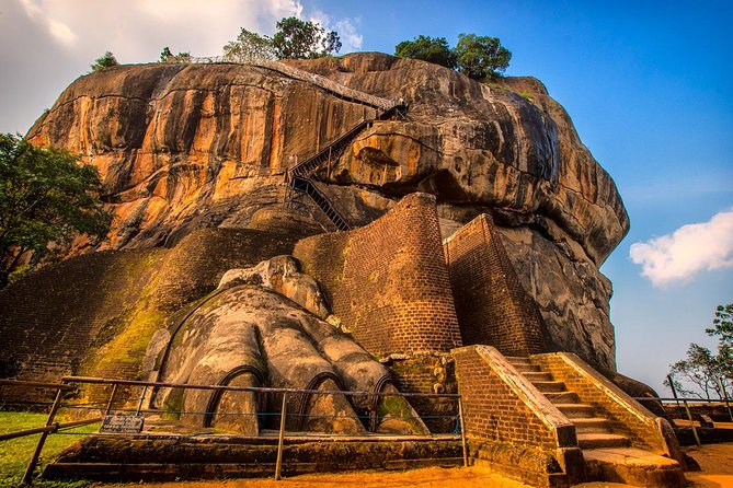 Sigiriya & Dambulla Private Day Trip with Entry Fees & Lunch - Who will enjoy this day most?