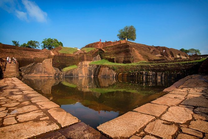 Sigiriya Day Tour from Colombo or Negombo by Private Car / Van - The private car or van makes a real difference