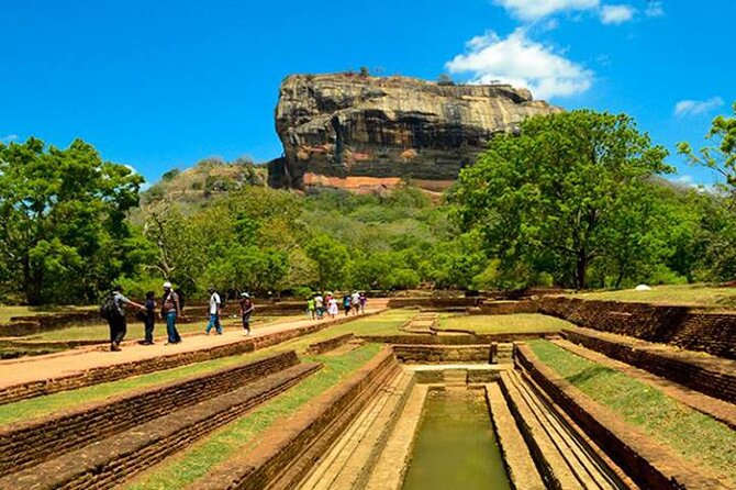 Sigiriya Day Trip with Experts - The optional village experience and lunch