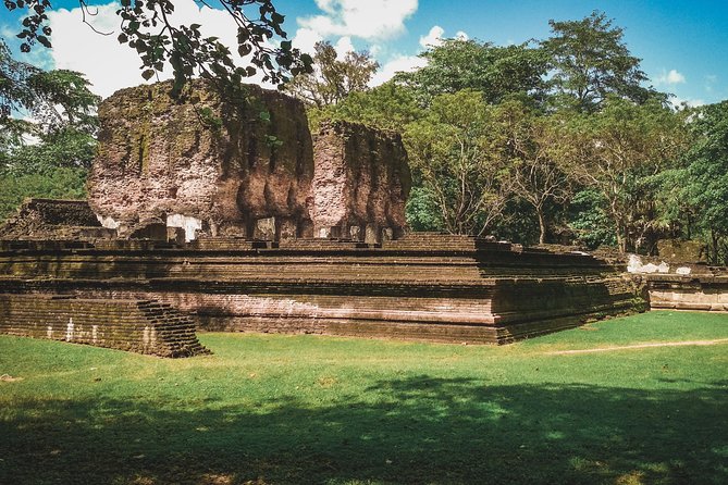 Sigiriya, Polonnaruwa & Dambulla "Trilogy" Day Tour from Colombo - Who should book this day tour
