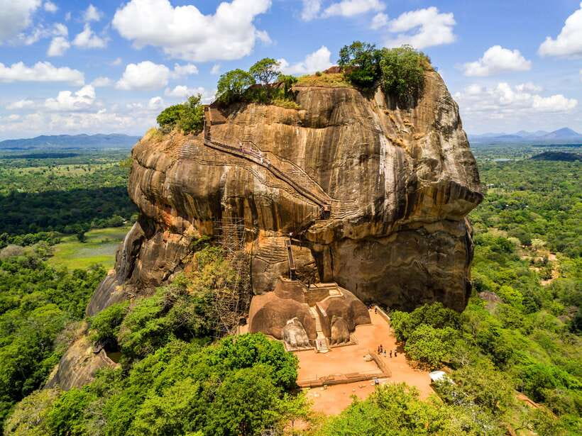 Sri Lanka: 5 Days Multi City Sightseeing Tour - Day 4: Tea country and the views around Ella