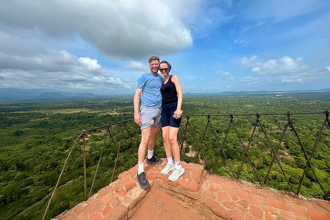 Sri Lanka: 8 Day Tour with Rich Cultural Experiences - Polonnaruwa and village life on day two