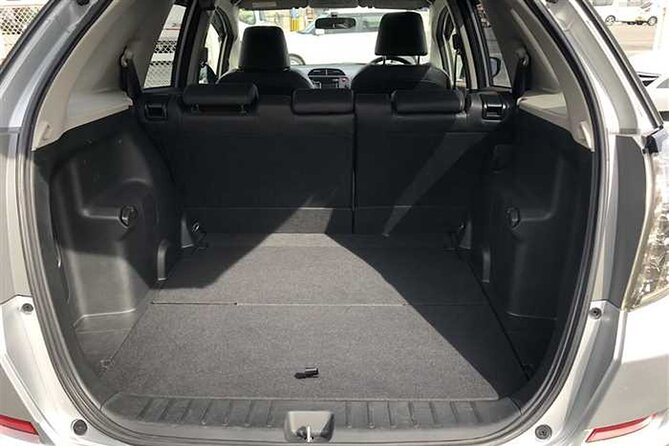 Sri Lanka Car Rental with Driver per Day | Car Van or MiniBus Rental with Driver - Building a Colombo and cultural triangle day