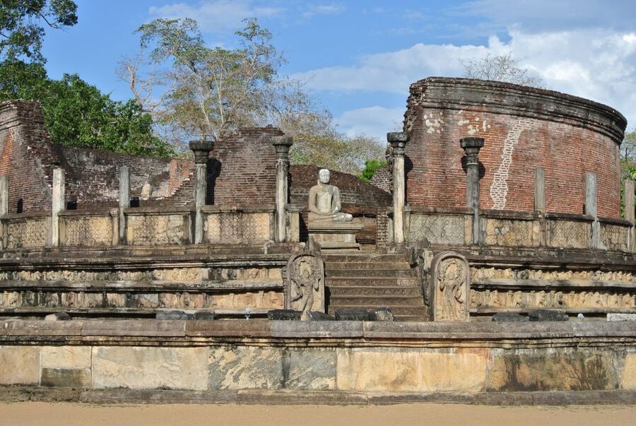 Sri Lanka Private 3-Day Cultural Tour, 5 UNESCO Sites - Day 3: Dambulla, Kandy, and the road back to Colombo
