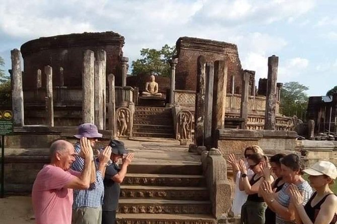 Sri Lanka Private Tour 8 days-Driver/vehicle/accommodation H/B - Day 3: Sigiriya Rock and the road to Kandy