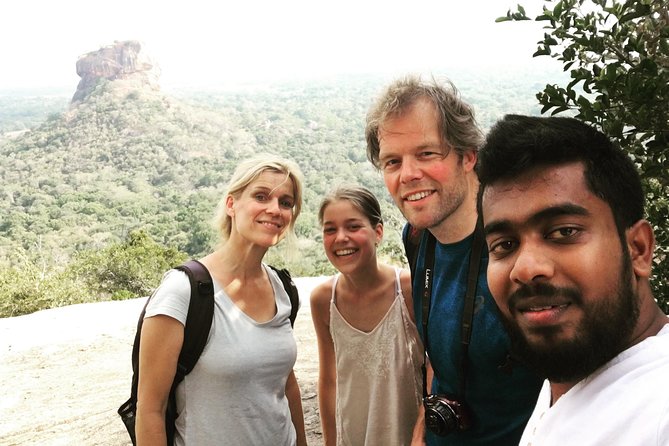 Sri Lanka private tour package 9 night 10 Day with driver+vehicle+accommodations - Day 5: Four hours in Kandy